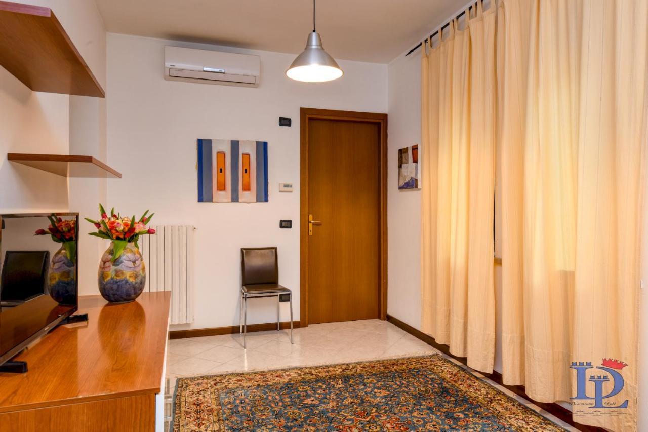 DesenzanoLoft Blue lake star Appartement Desenzano del Garda Buitenkant foto