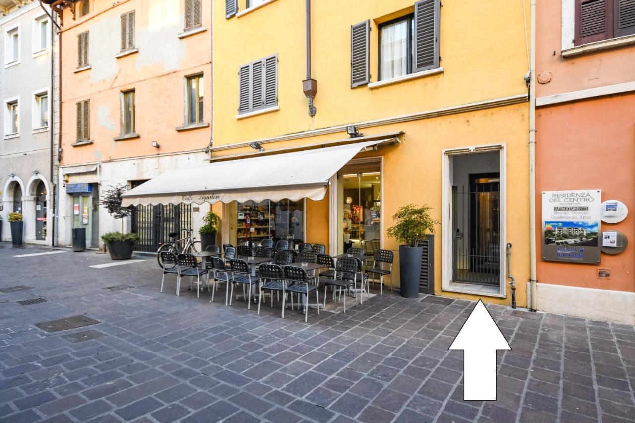 DesenzanoLoft Blue lake star Appartement Desenzano del Garda Buitenkant foto